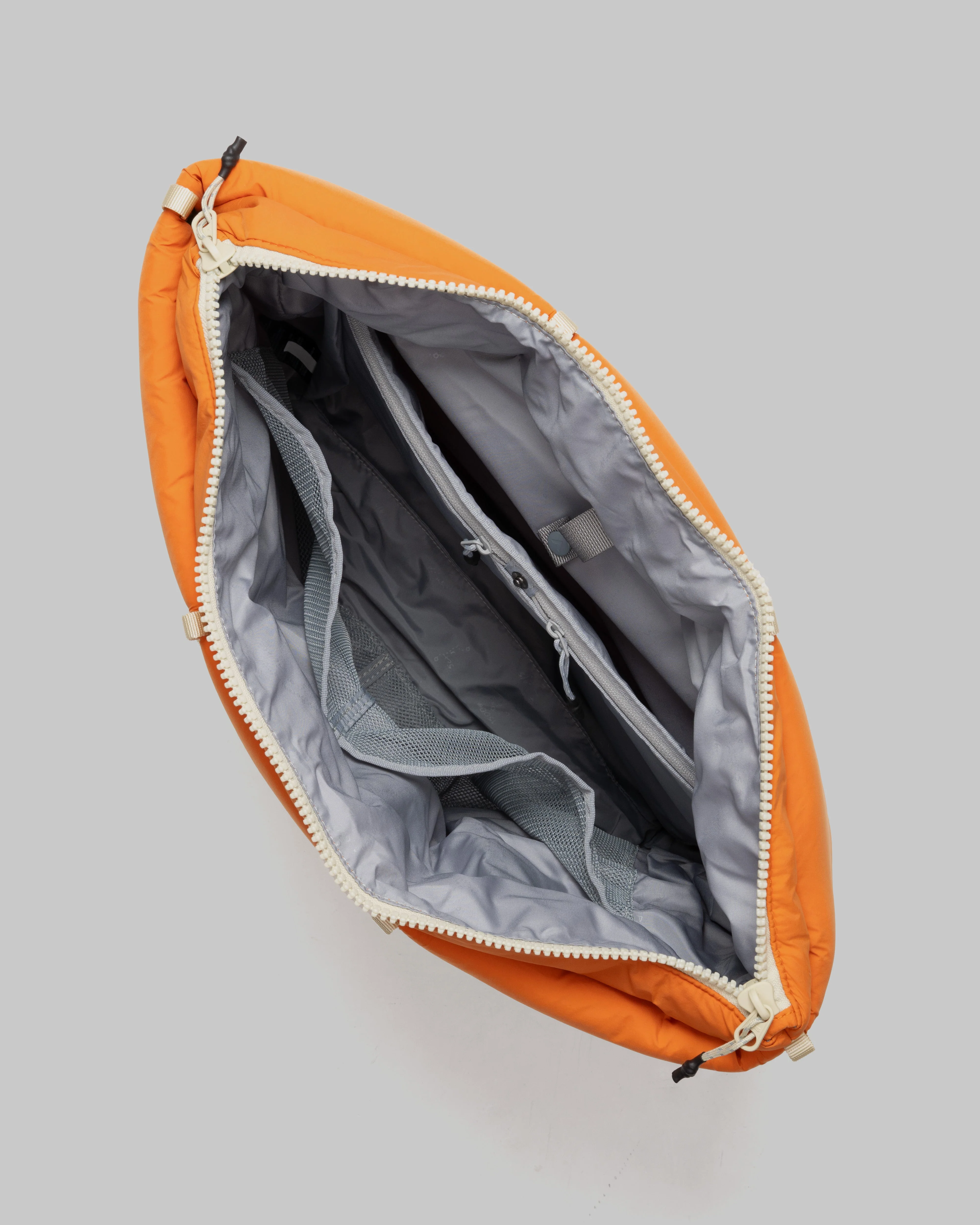 TOPOLOGIE CLOUD TOTE - Image 22