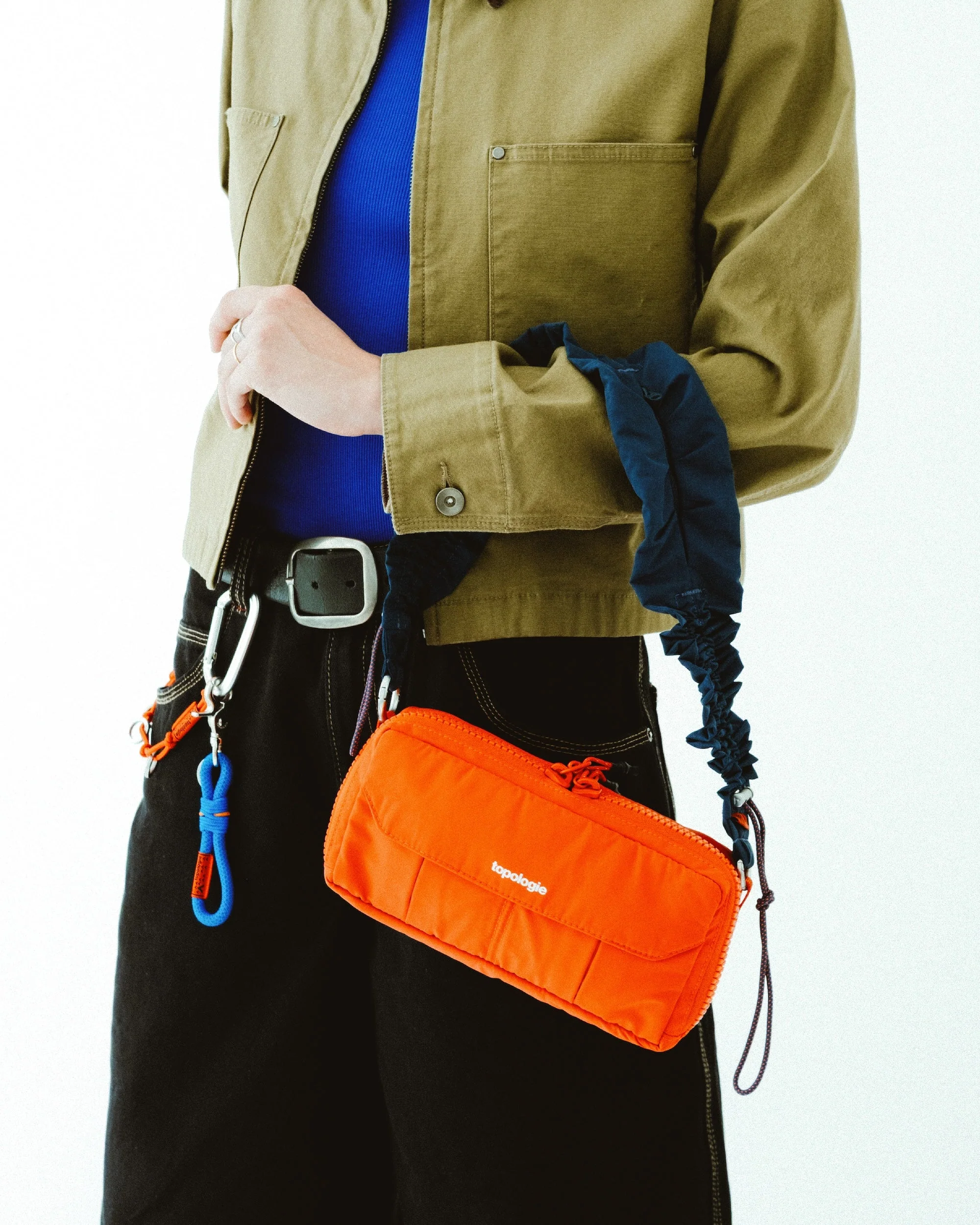 TOPOLOGIE SCRUNCHIE POCKET WRIST - Image 5